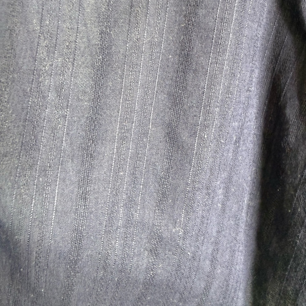 Women’s Eddie Bauer Navy Blouse, 3X - Picture 9 of 13